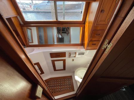 Marine Trader 40 LaBelle image