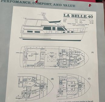 Marine Trader 40 LaBelle Sun Deck image