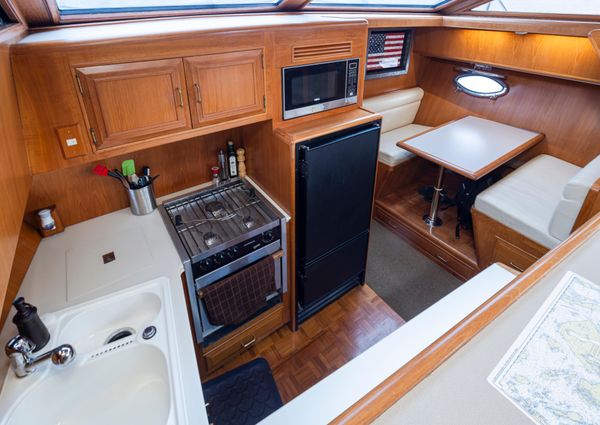 Ocean Alexander AFT Cabin image