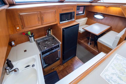 Ocean Alexander AFT Cabin image