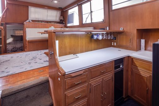 Ocean Alexander AFT Cabin image