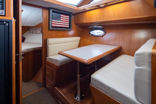 Ocean Alexander AFT Cabin image