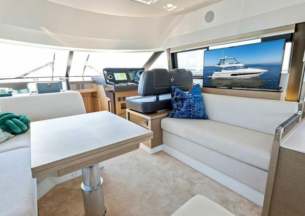 Prestige 460 Flybridge image