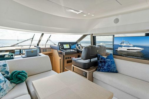 Prestige 460 Flybridge image