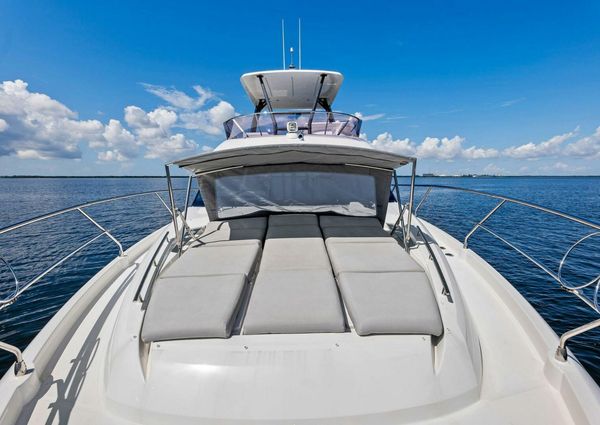 Prestige 460 Flybridge image