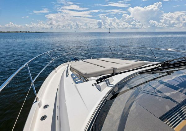 Prestige 460 Flybridge image