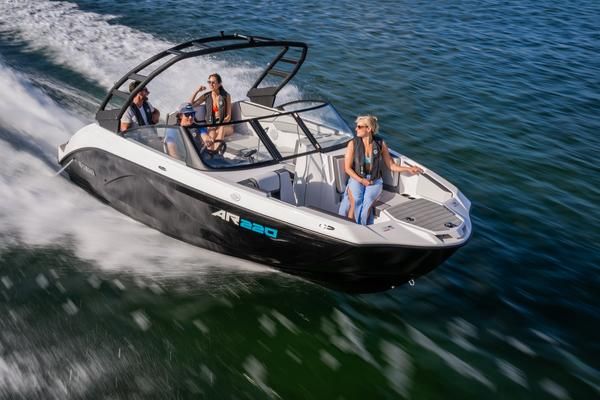 Yamaha-boats AR220 - main image