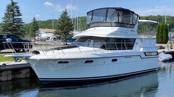 Carver 3807 Aft Cabin Motoryacht 