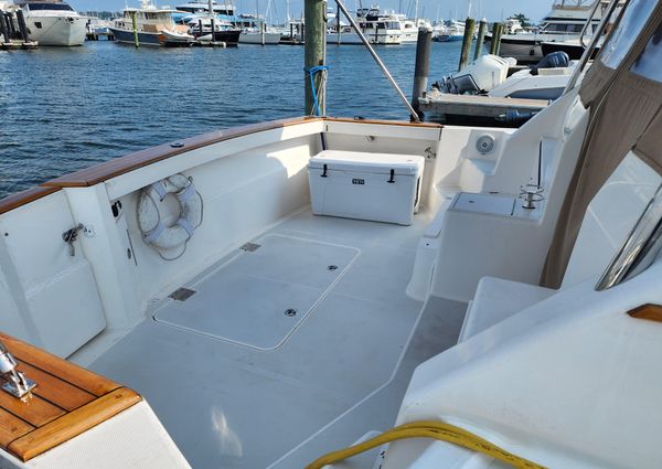 Sabre 38 Express Cruiser image