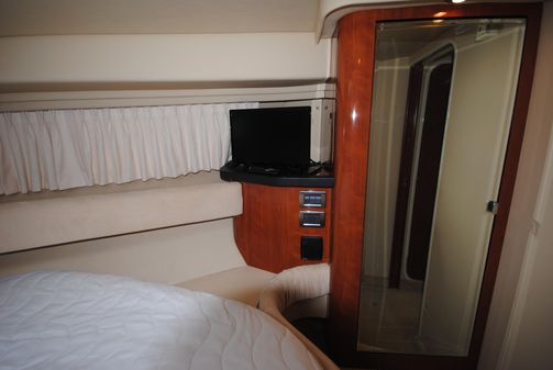 Sea Ray 380 Sundancer image