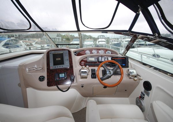 Sea Ray 380 Sundancer image