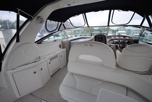 Sea Ray 380 Sundancer image