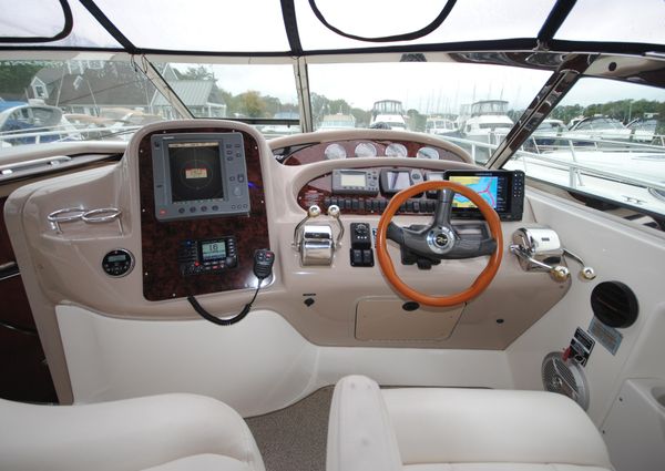 Sea Ray 380 Sundancer image