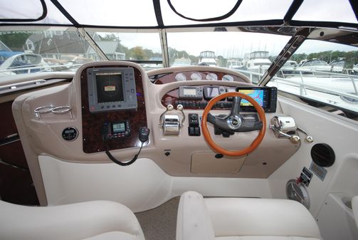 Sea Ray 380 Sundancer image