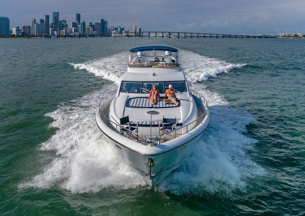 Sunseeker 82 Yacht image