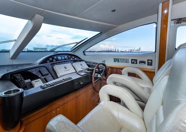 Sunseeker 82 Yacht image