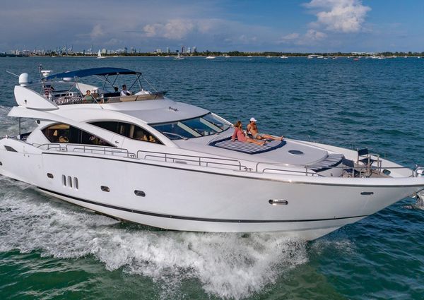 Sunseeker 82 Yacht image