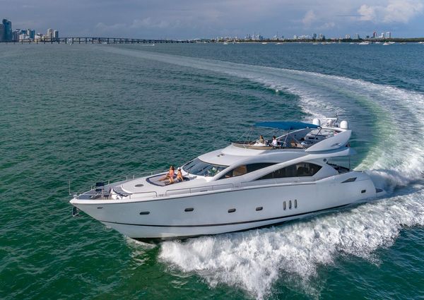 Sunseeker 82 Yacht image