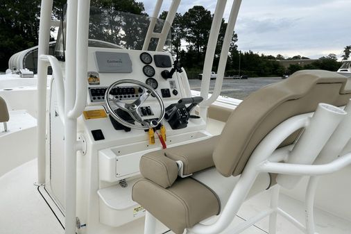 Key West 244 Center Console image