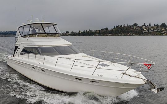 Sea Ray 560 Sedan Bridge image