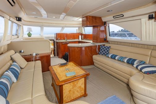 Sea Ray 560 Sedan Bridge image