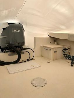 Parker 2520 SL Sport Cabin image