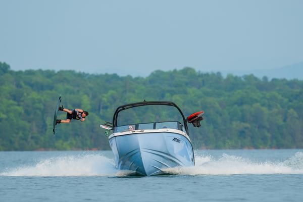 Yamaha-boats AR220 image