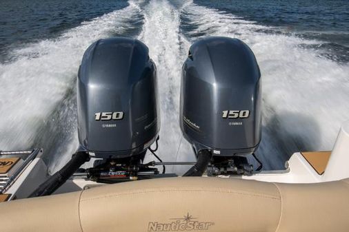 Nauticstar 252-LEGACY image
