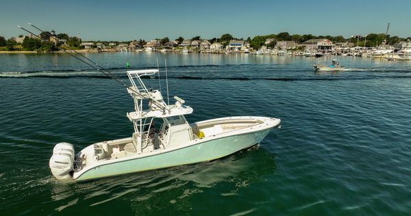 Yellowfin 36 Offshore image