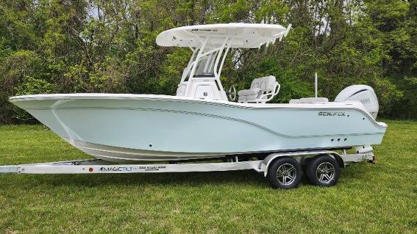Sea Fox 248 Commander 