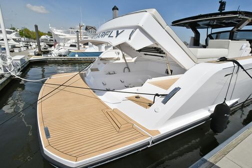 Pardo Yachts 50 Walkaround image