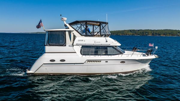 Carver 406 Aft Cabin Motor Yacht