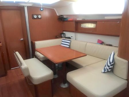 Beneteau Oceanis 43 image