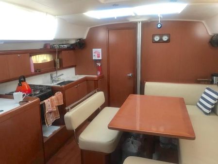 Beneteau Oceanis 43 image