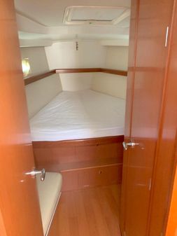 Beneteau Oceanis 43 image