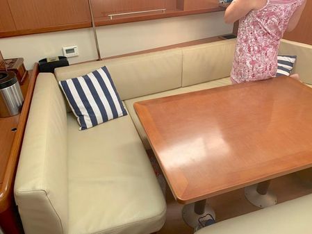 Beneteau Oceanis 43 image