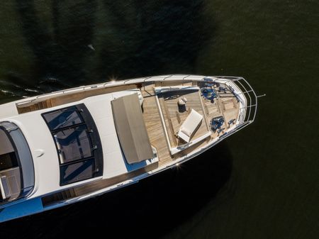 Azimut Grande 27 METRI image