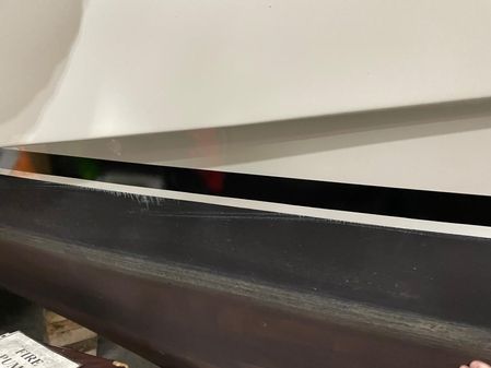 Chris-Craft 381 Catalina image