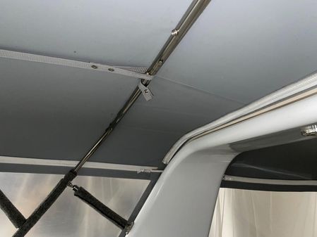 Chris-Craft 381 Catalina image