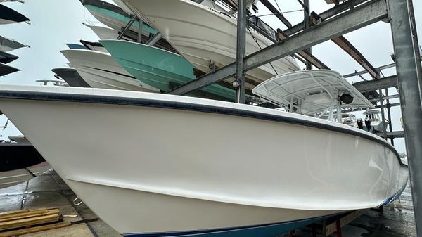 Ocean Master 31 Center Console