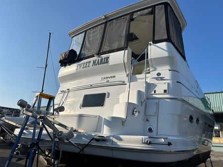 Carver 466 Motor Yacht image