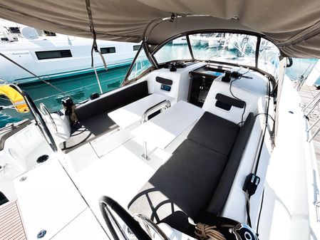 Jeanneau Sun Odyssey 380 image