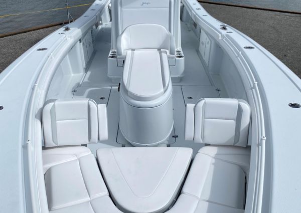 Yellowfin 36-CENTER-CONSOLE image