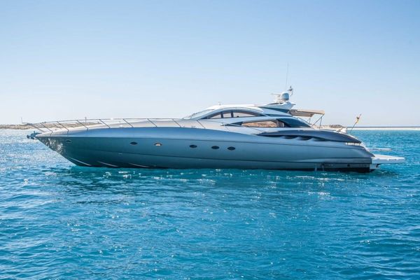 Sunseeker Predator 75 - main image