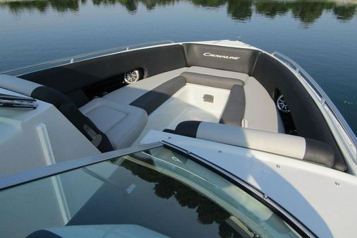 Crownline 330-XSS image