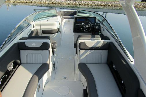 Crownline 330 XSS image