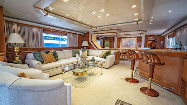 Benetti Custom 118 image