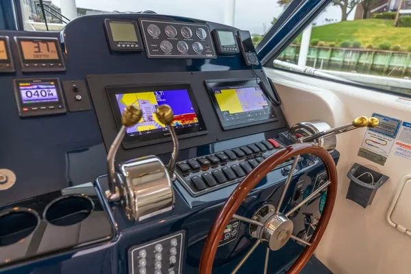 Tiara Yachts 3800 Open image