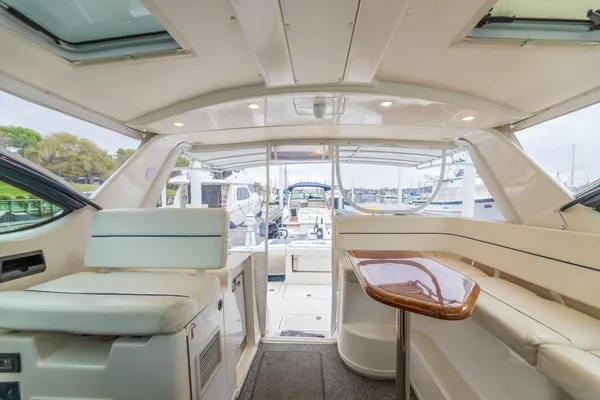 Tiara Yachts 3800 Open image