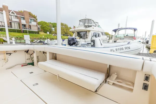 Tiara Yachts 3800 Open image